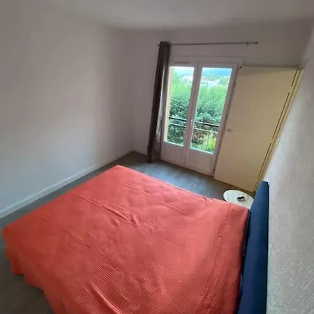 Grand F2 Climatise Avec Wifi Plein Centre Borgo *